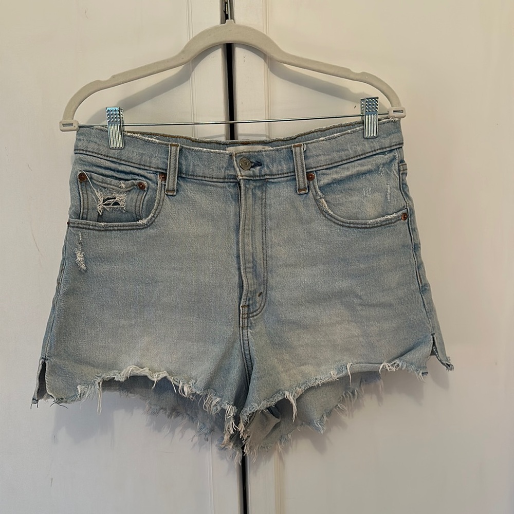 Abercrombie the cut off denim short high-rise